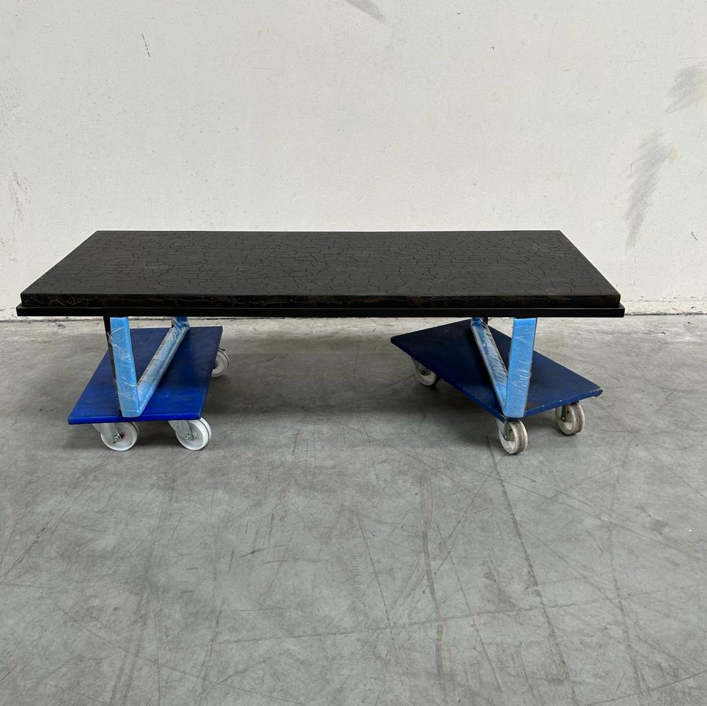 Stability coffee table