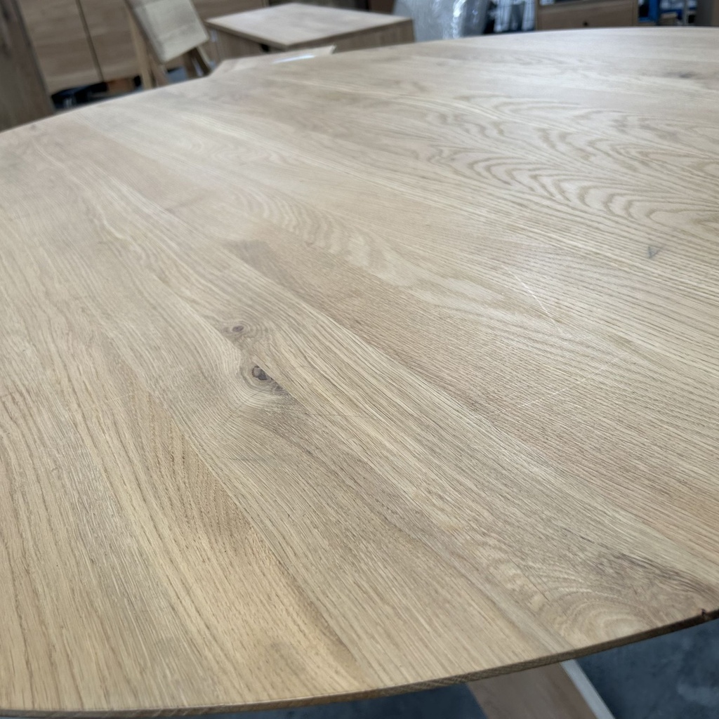 Circle dining table