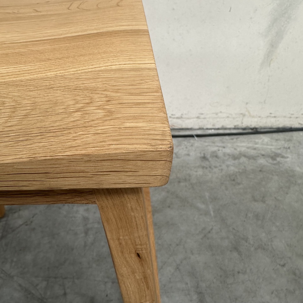 N3 counter stool