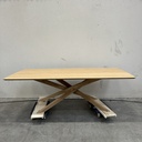 Mikado dining table