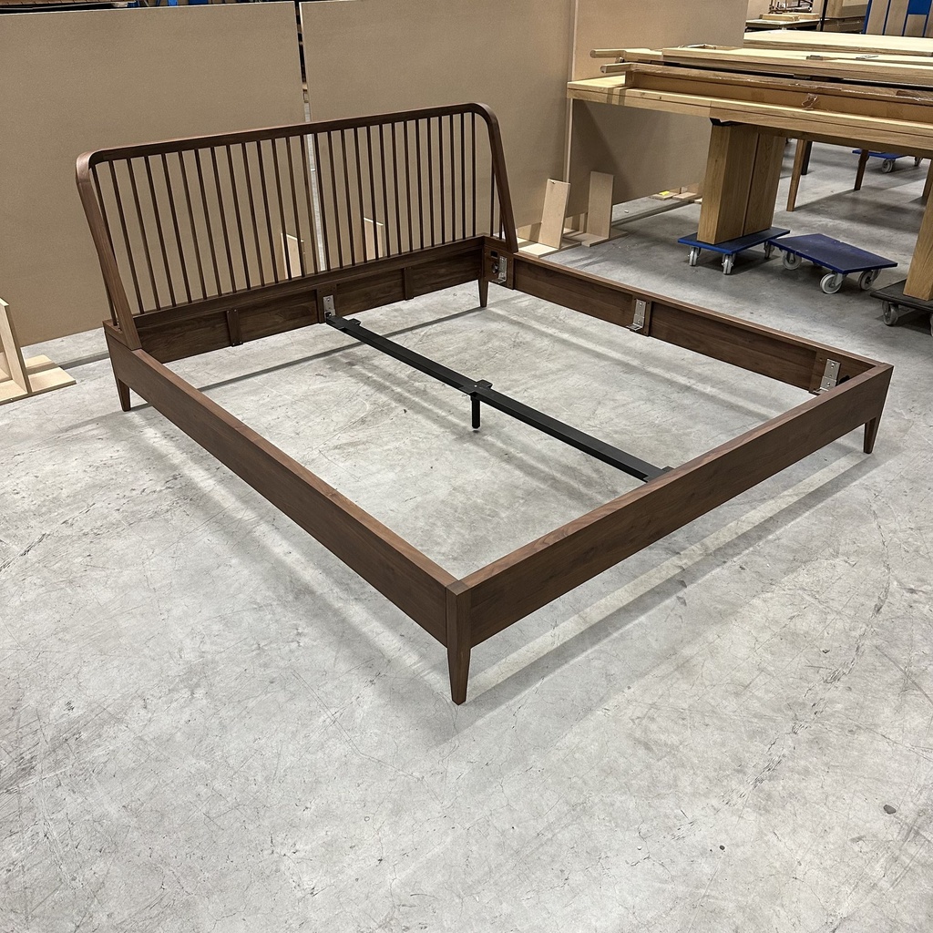 Walnut Spindle bed