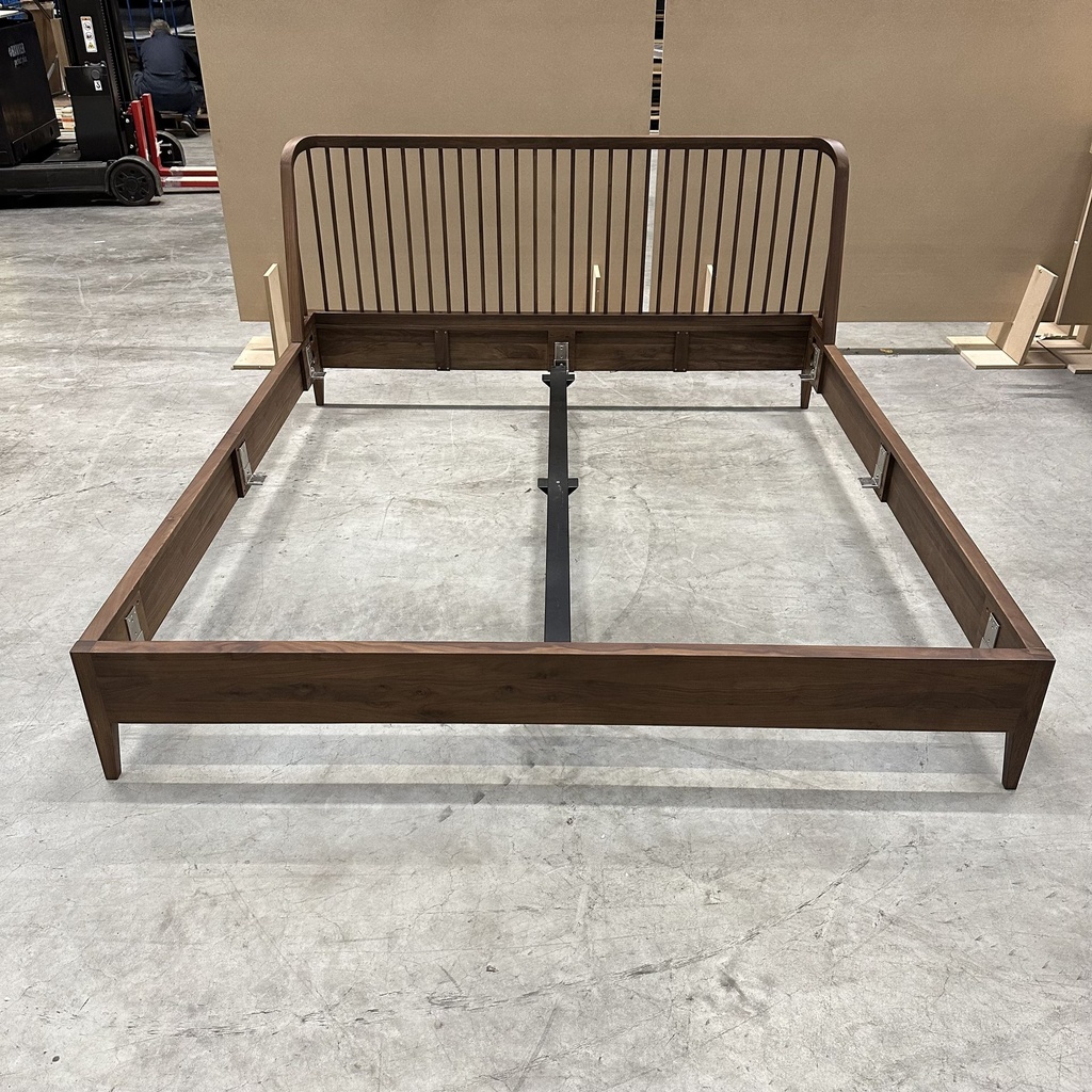 Walnut Spindle bed