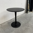 Torsion dining table