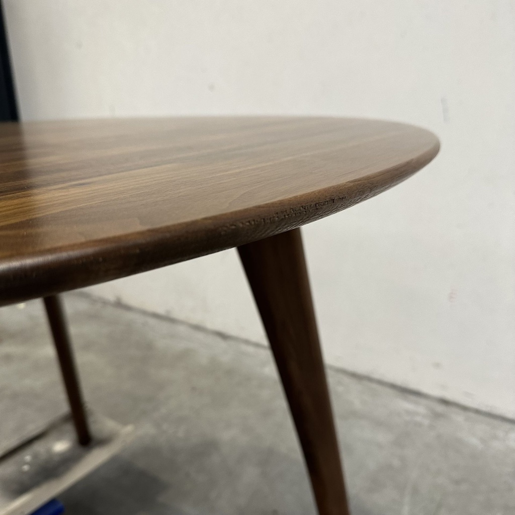 Osso dining table 