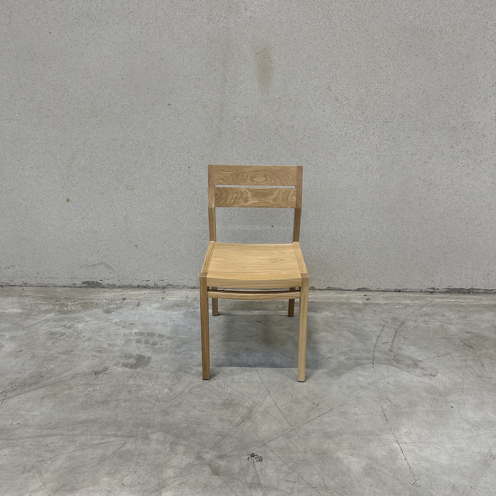EX1 dining chair