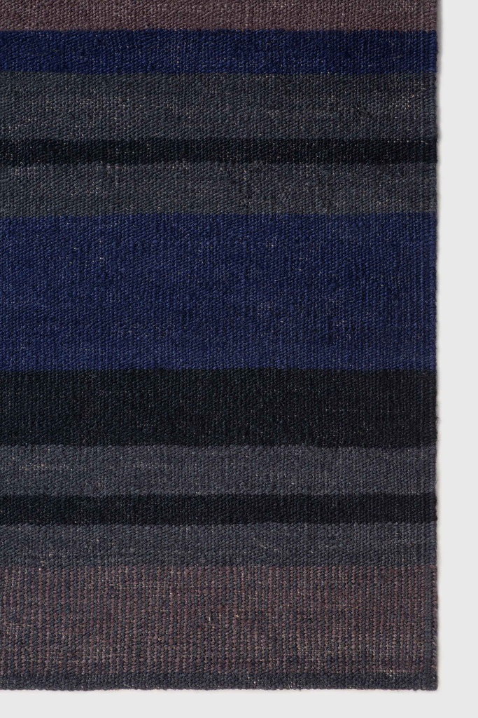 Cobalt kilim rug 200 × 300 cm