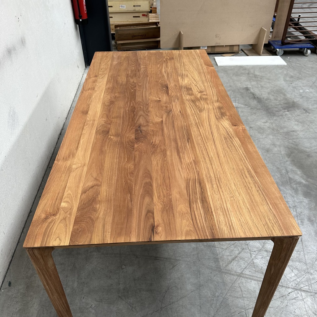 Bok dining table