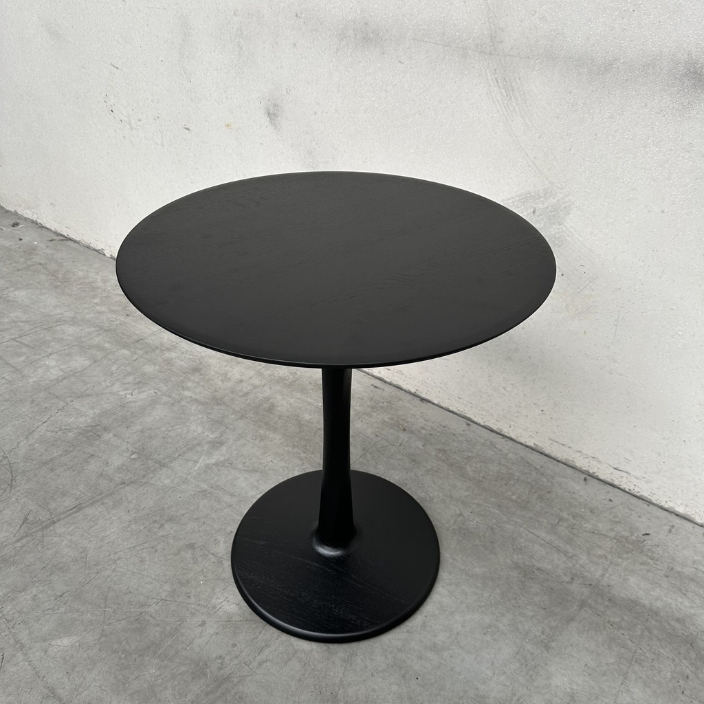 Torsion dining table