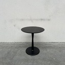 Torsion dining table