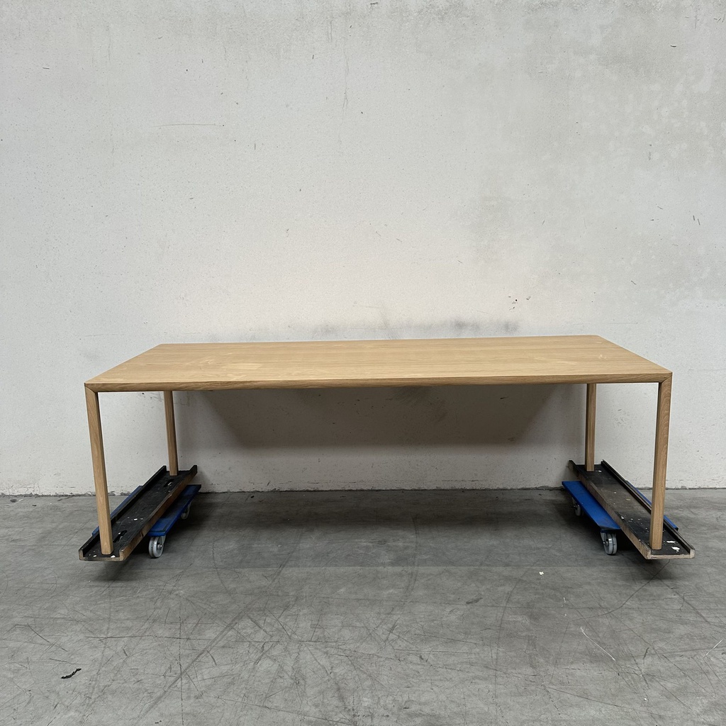 Air dining table