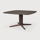 Corto dining table