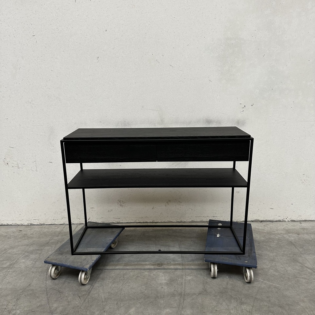 Monolit console