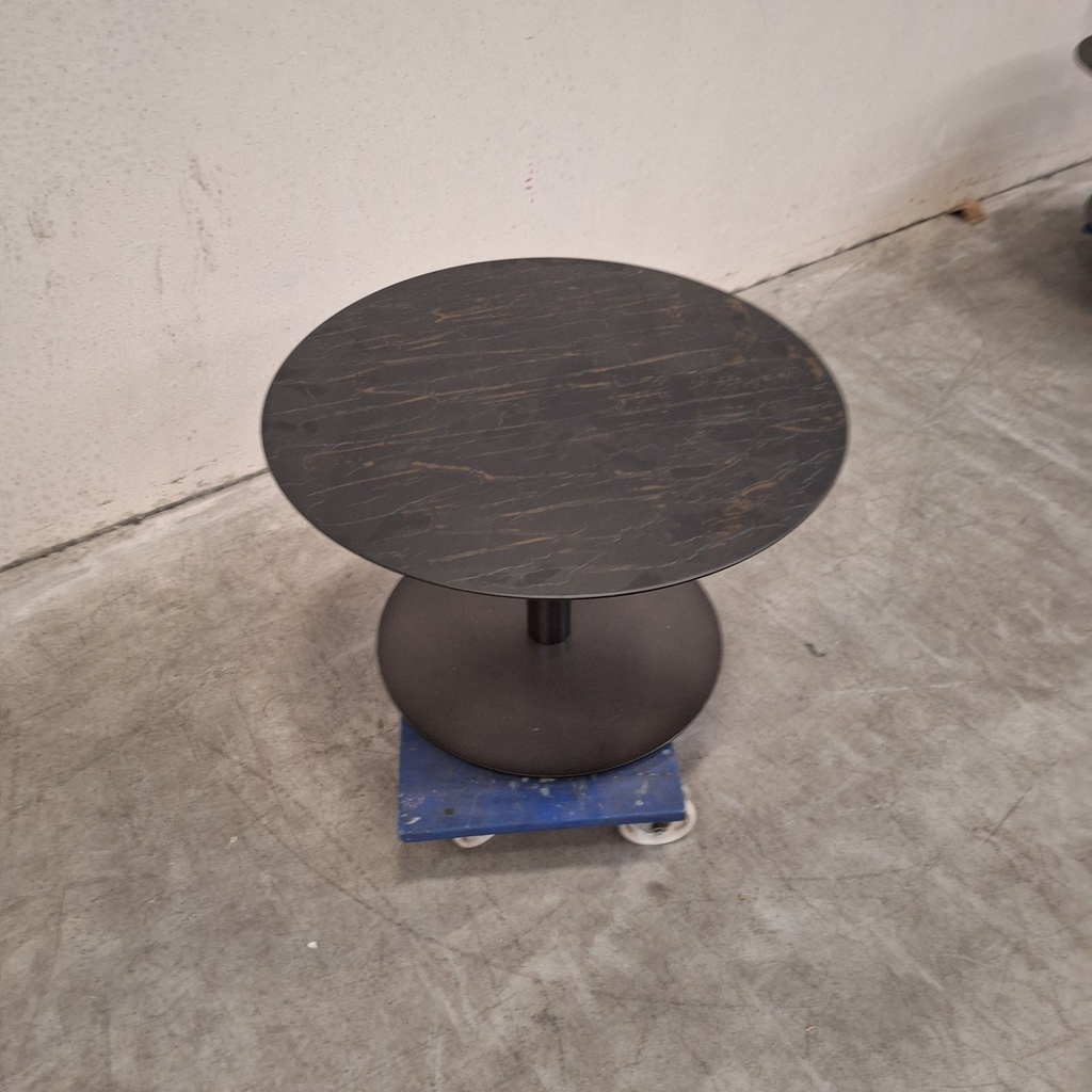 Sphere coffee table