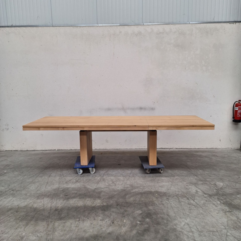 Double extendable dining table