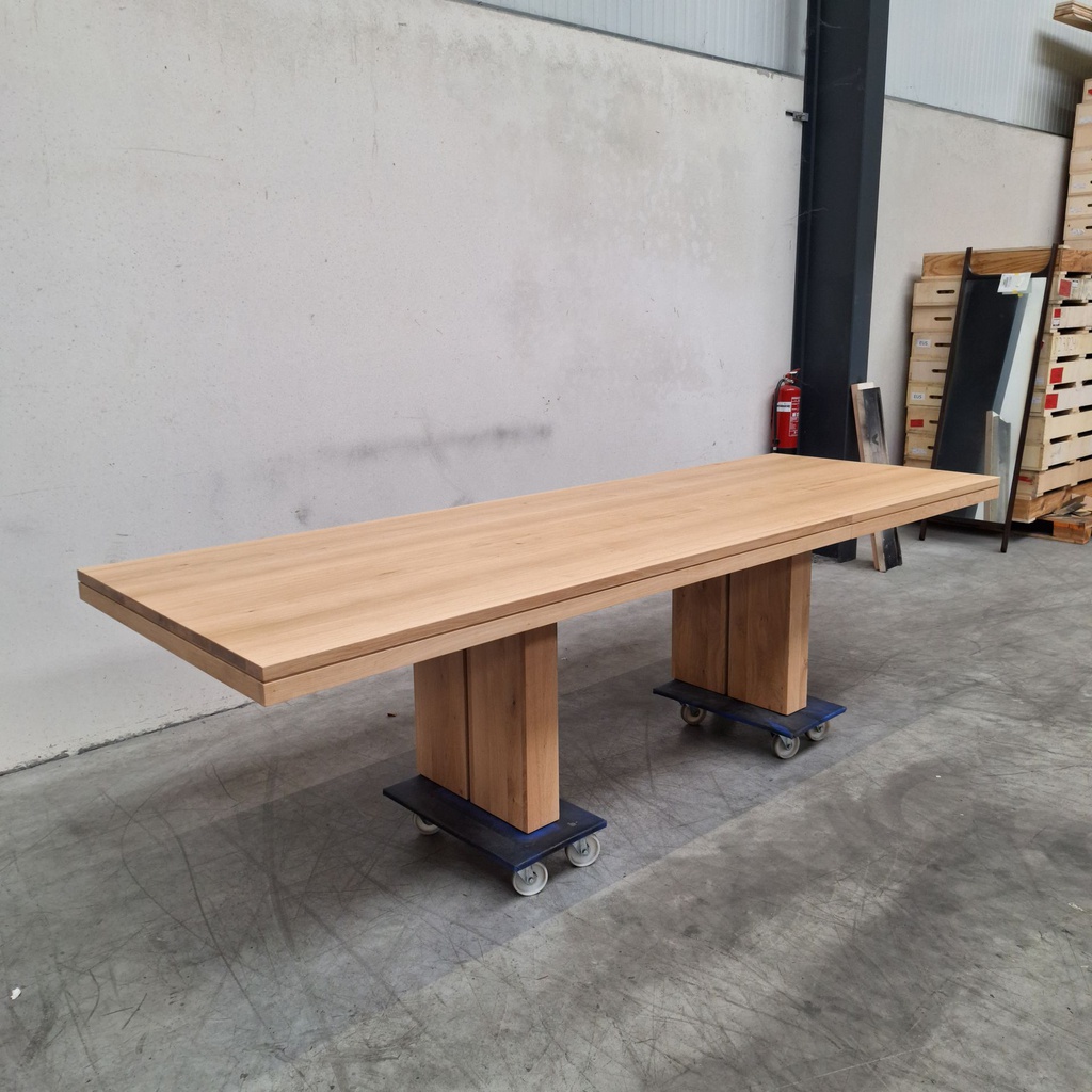 Double extendable dining table