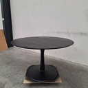 Torsion dining table