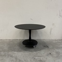 Torsion dining table