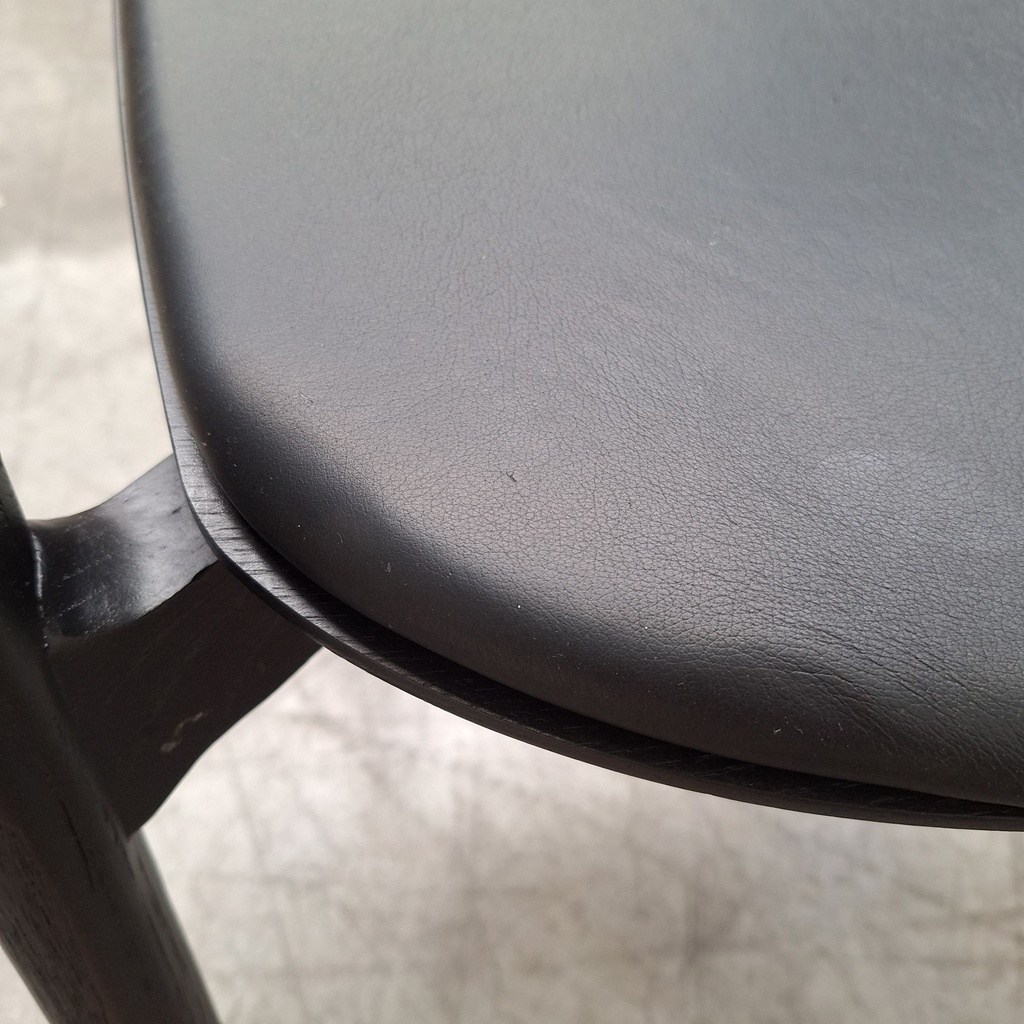 Bok dining chair