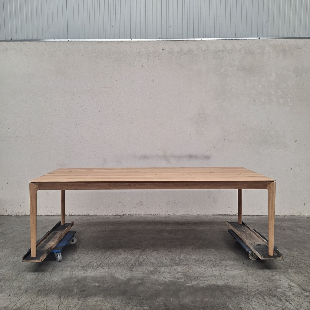 Bok dining table