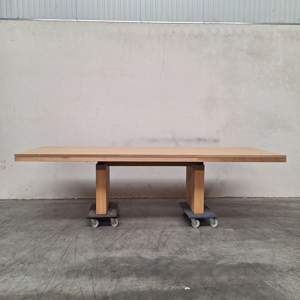 Double extendable dining table