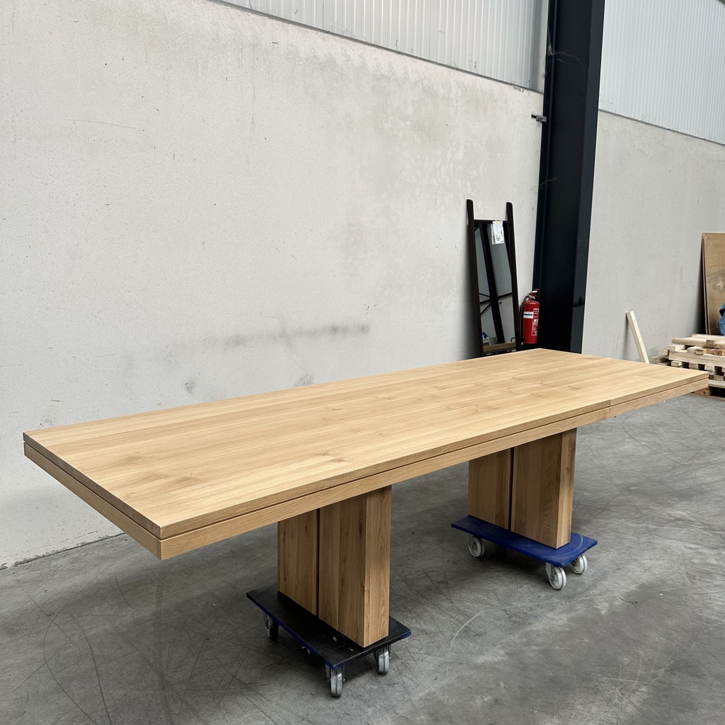 Double extendable dining table