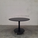 Torsion dining table