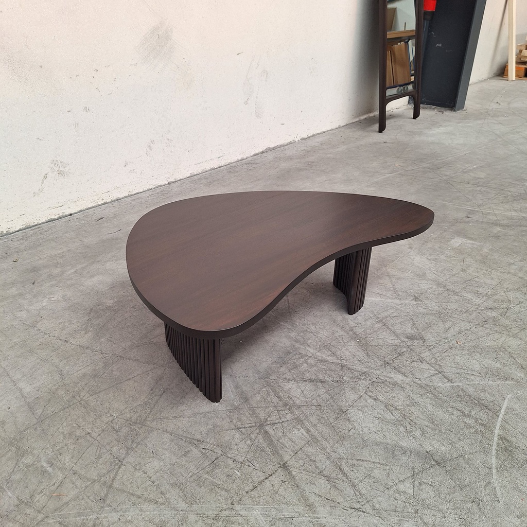 Boomerang coffee table