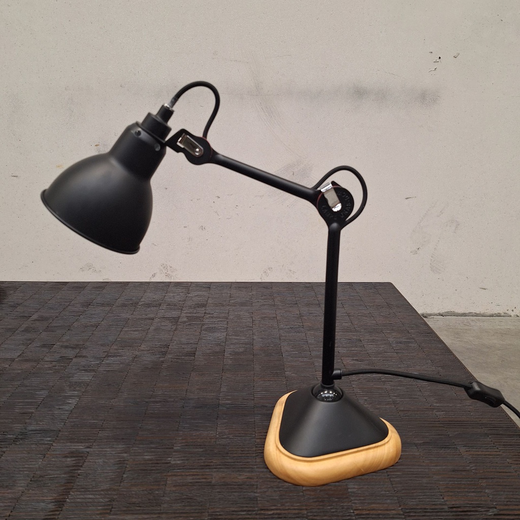 Lampe Gras 207 desk lamp by DCW