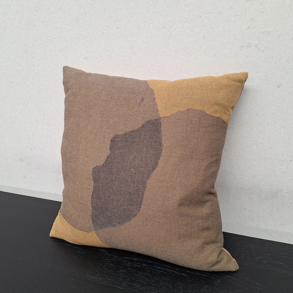 Overlapping Dots cushion