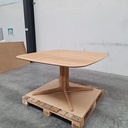 Corto dining table