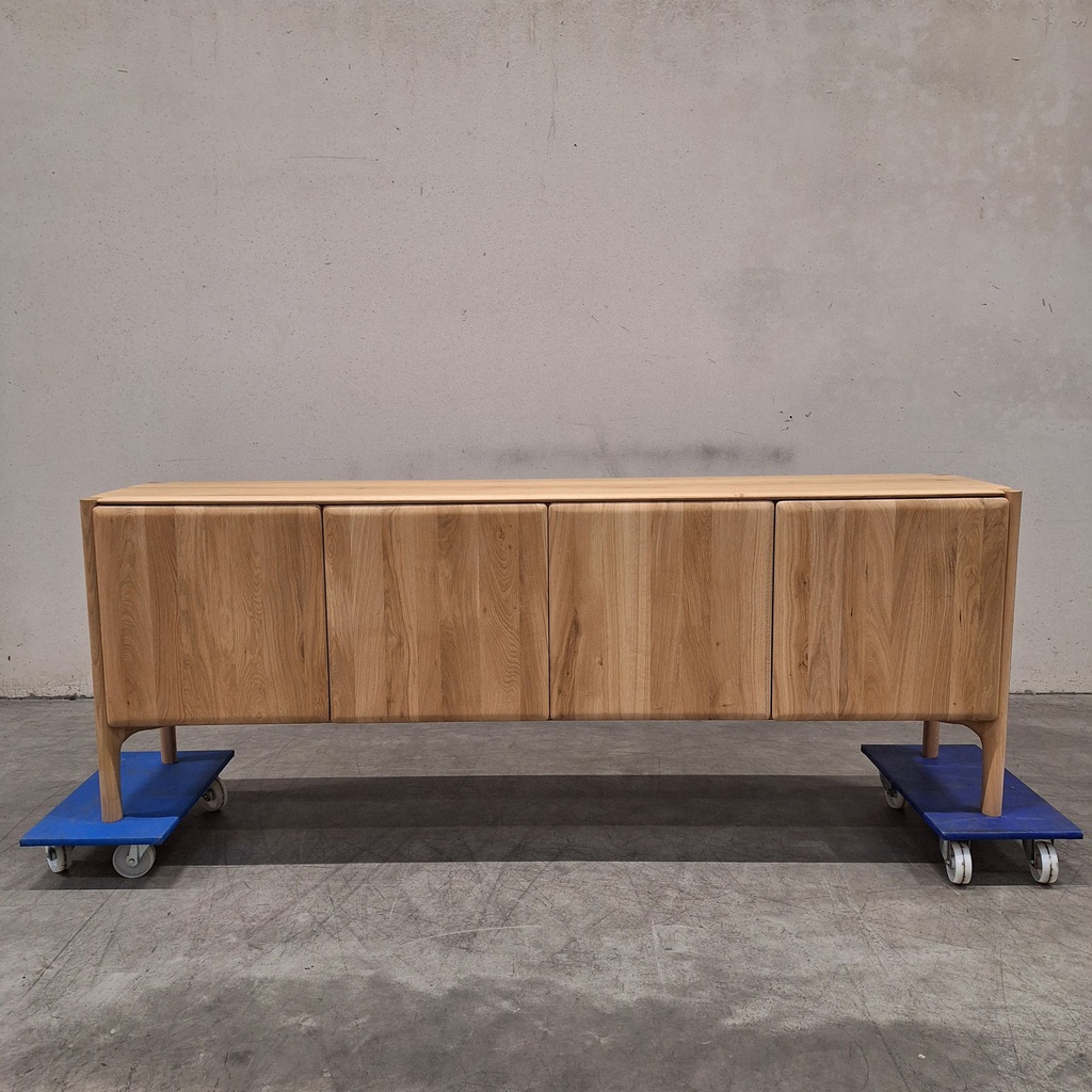 PI sideboard