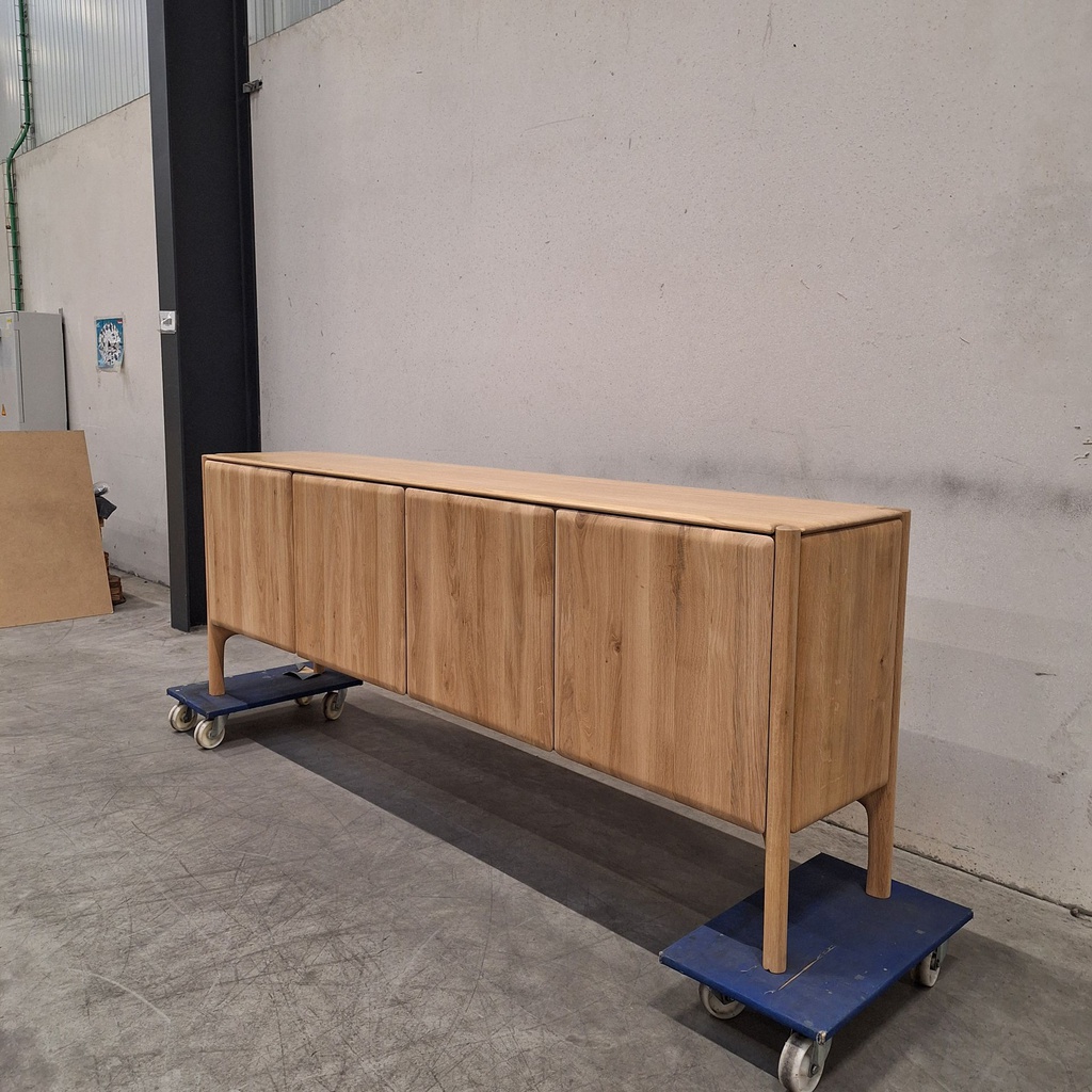 PI sideboard