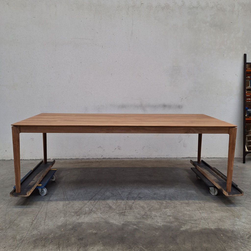 Bok dining table