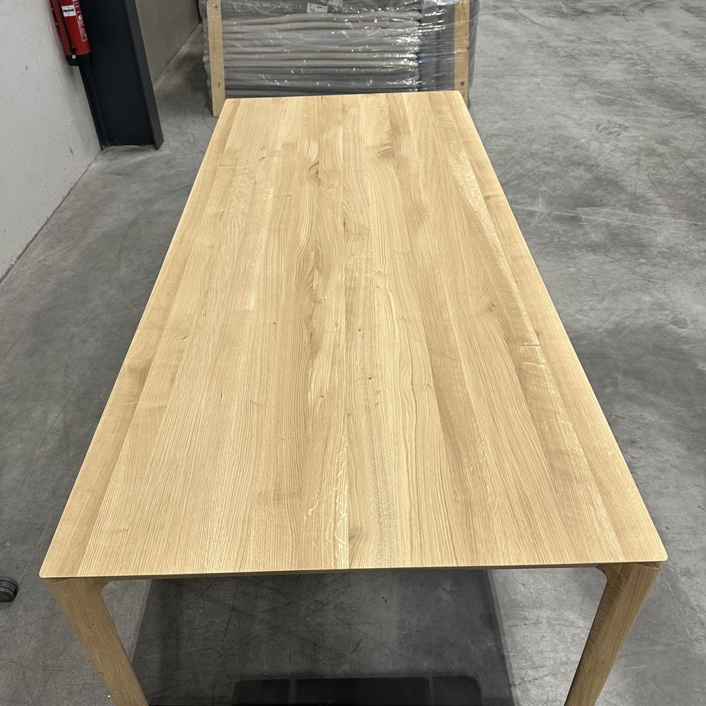 Bok dining table