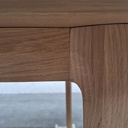 Bok round extendable dining table