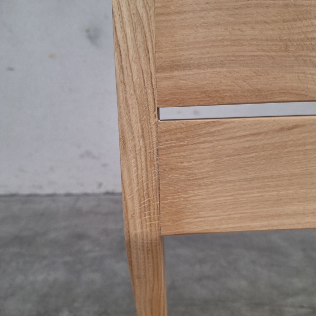 EX1 dining chair