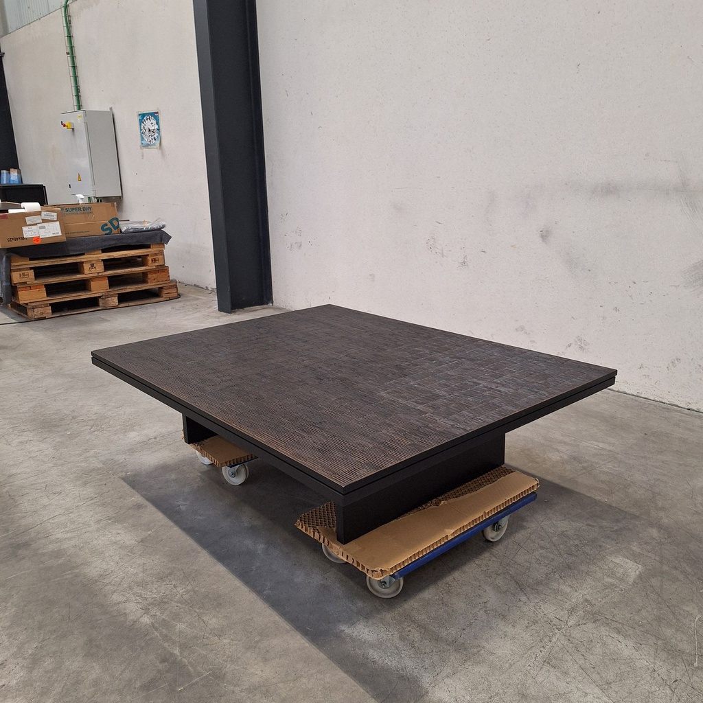 Grooves coffee table