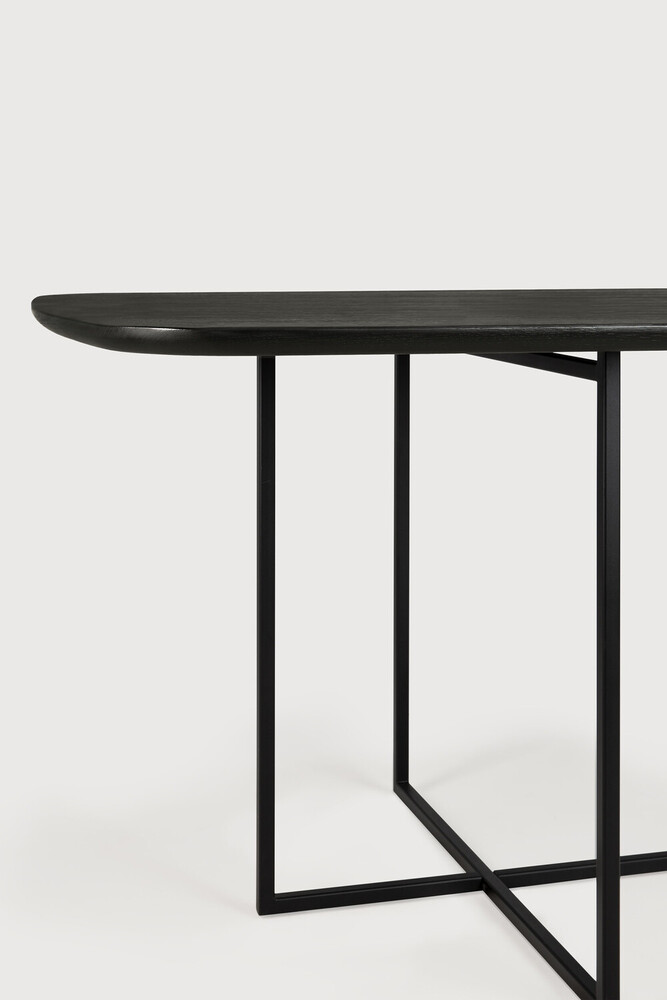 Arc dining table