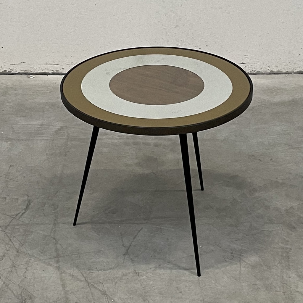 Bullseye sidetable 